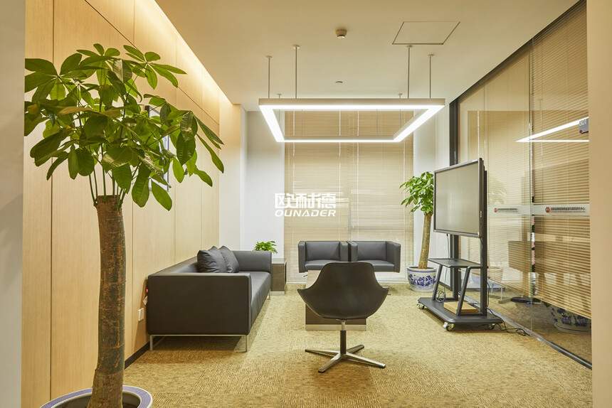 1704677612644840.jpg _K6A9742_调整大小.jpg