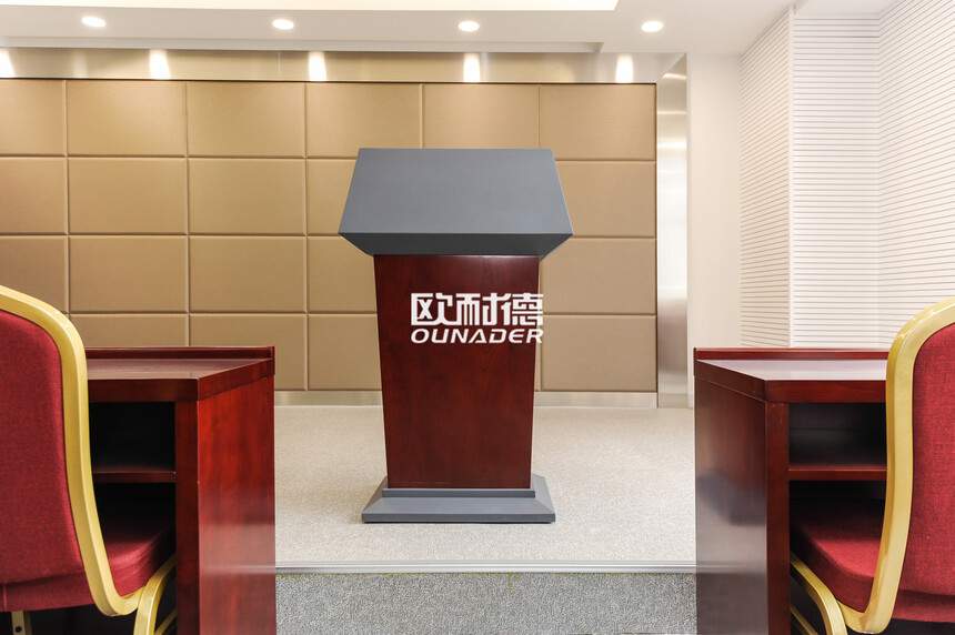 1704678717958776.jpg 49、四层培训会议室4演讲台.jpg