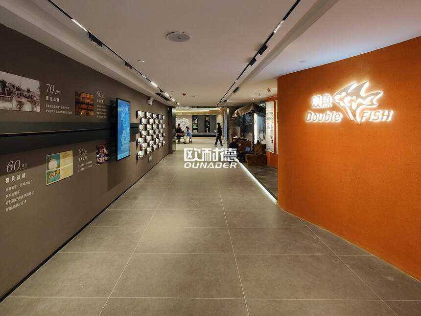 1704439412623422.jpg asFavds.jpg