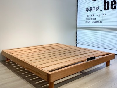 全胡桃木榻榻米 材质：胡桃木 颜色：原木色 备注：全胡桃木榻榻米，无贴皮，无辅材