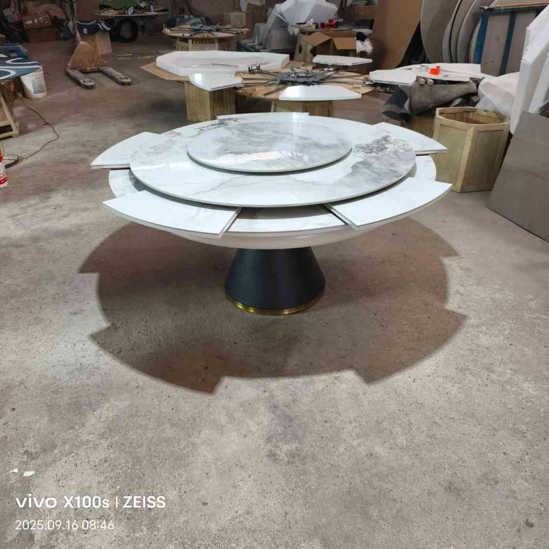 1.35米变1.9米全岩板餐桌(图2)