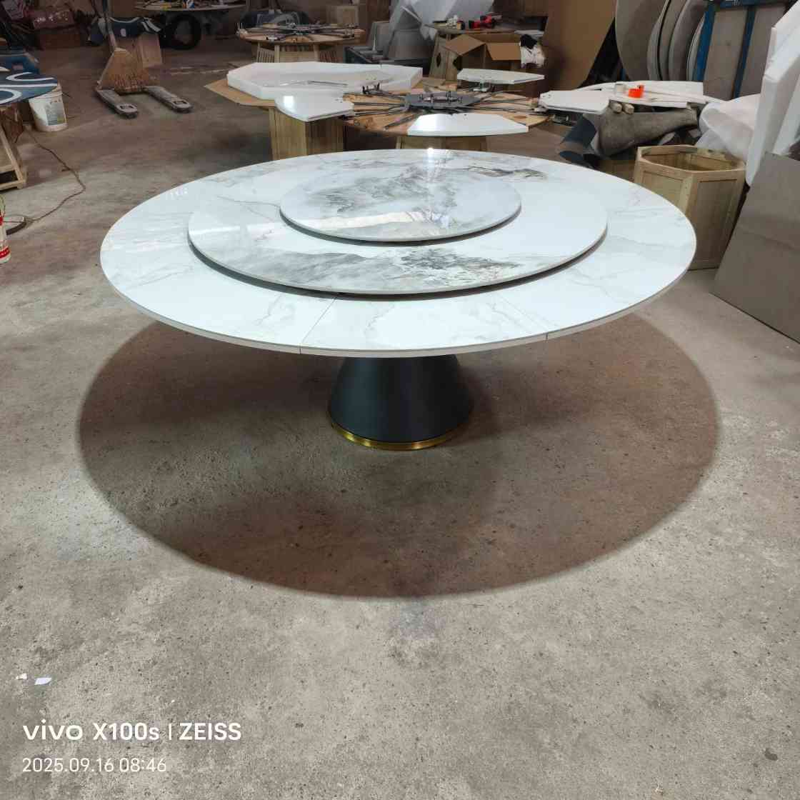 1.35米变1.9米全岩板餐桌(图3)