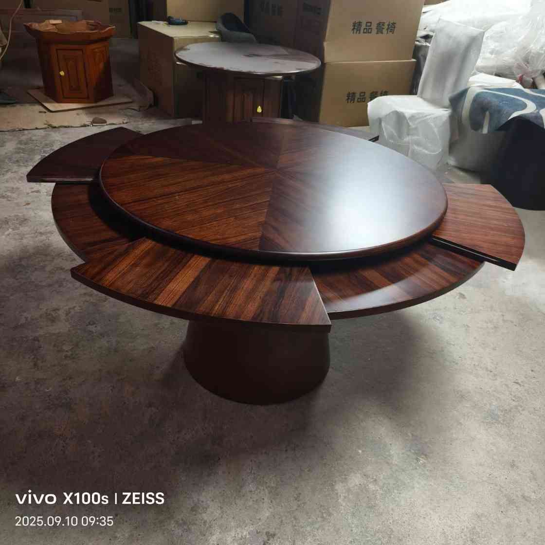 可变大变小餐桌，1.1米变1.6米多功能餐桌，乌金木餐桌椅(图2)